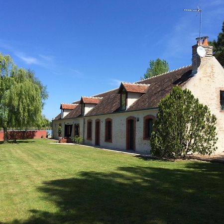 Chambre D'Hotes Le Grand Fourneau Lassay-sur-Croisne Luaran gambar